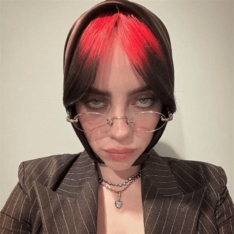 Billie Eilish Stuns in Sultry Selfies, Flaunting Cleavage in Chic ...